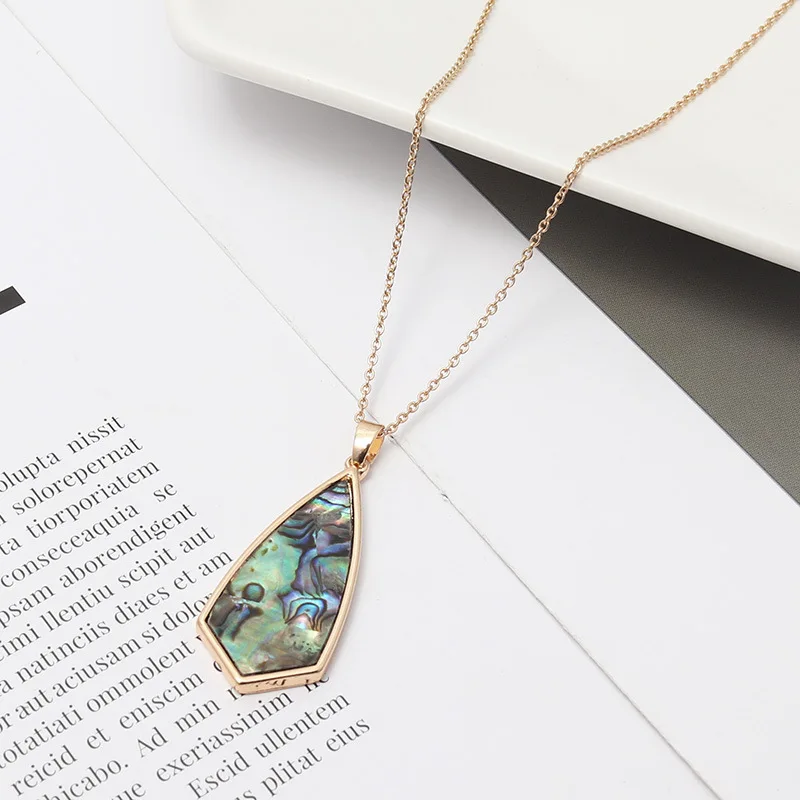 Acrylic Abalone Shell Leopard  - огляд і ціна Body Jewelry Brands